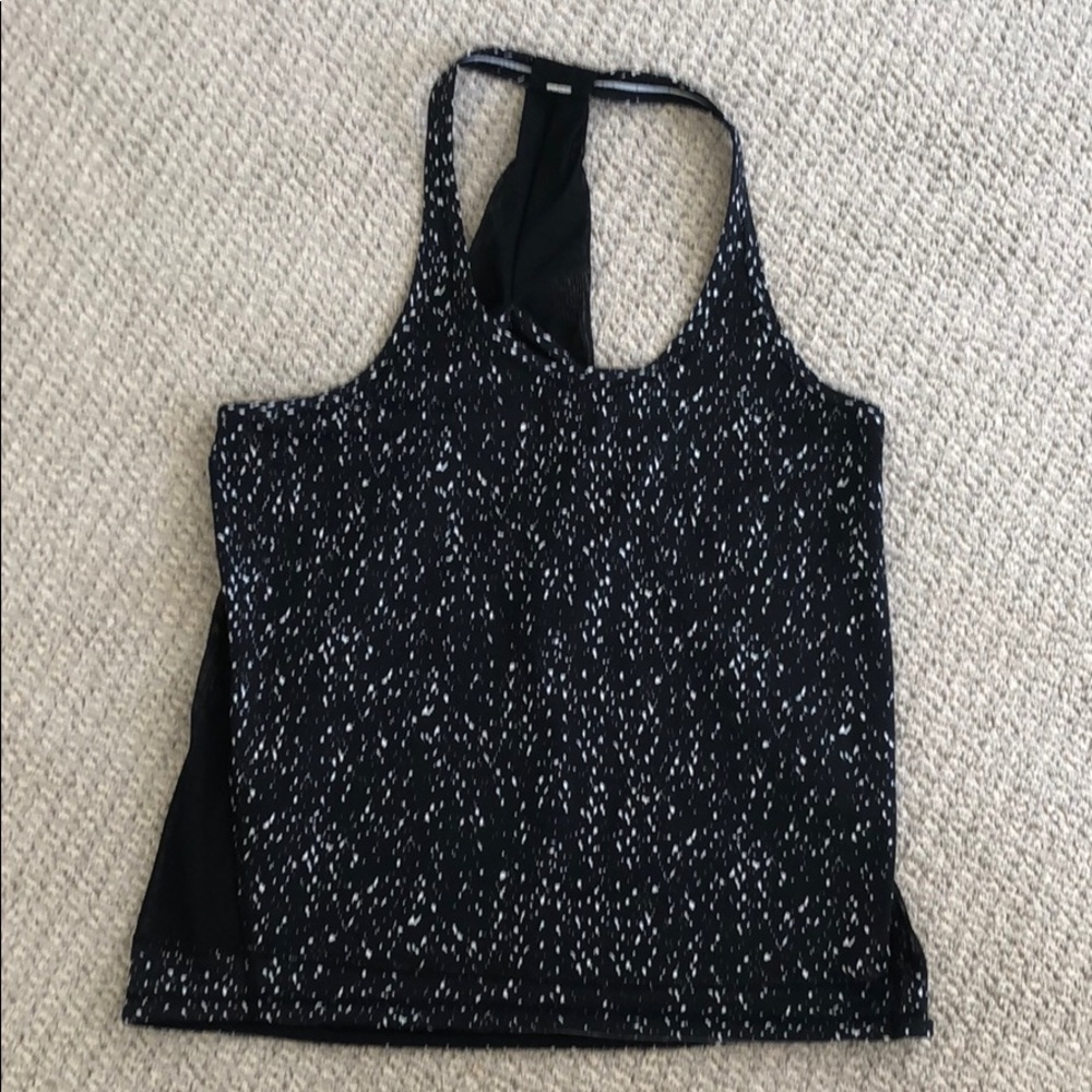 Mesh back black and white print workout top